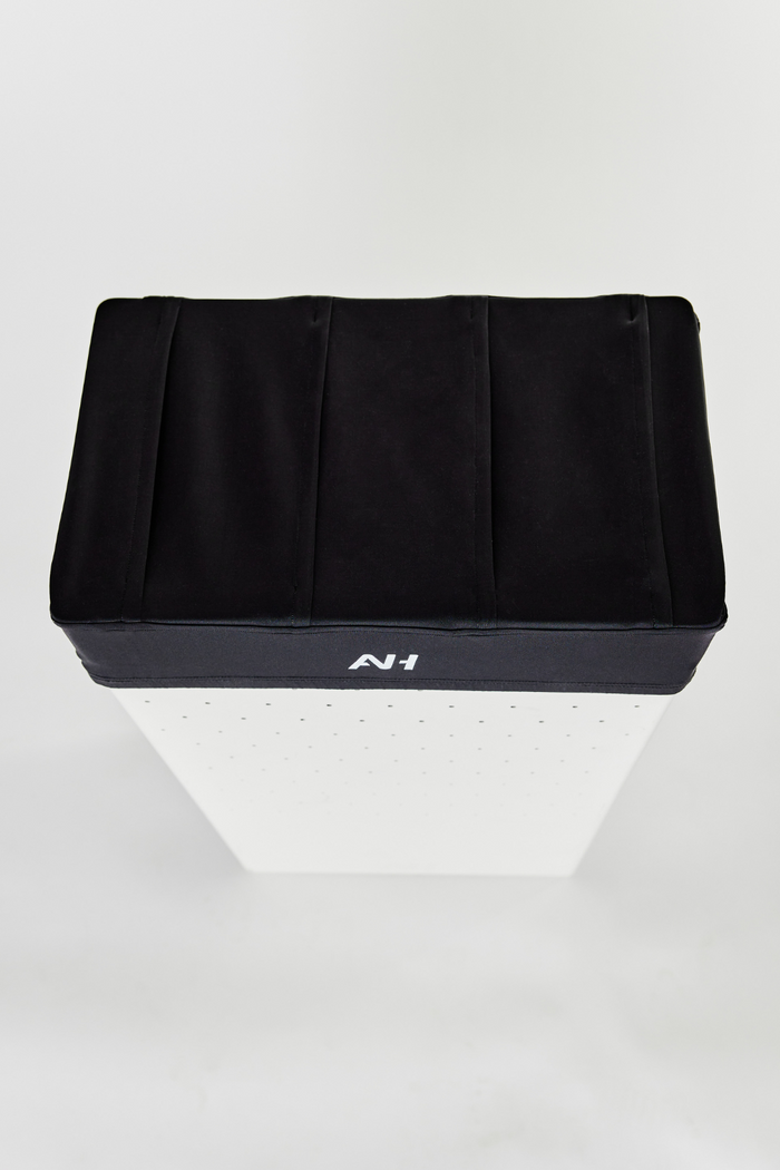 Active Hamper System for Moisture Absorbing Laundry